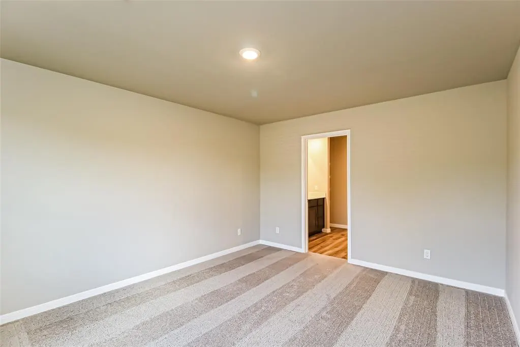 Photo 15 — 1601 Crimson Lake Boulevard, El Reno, OK 73036