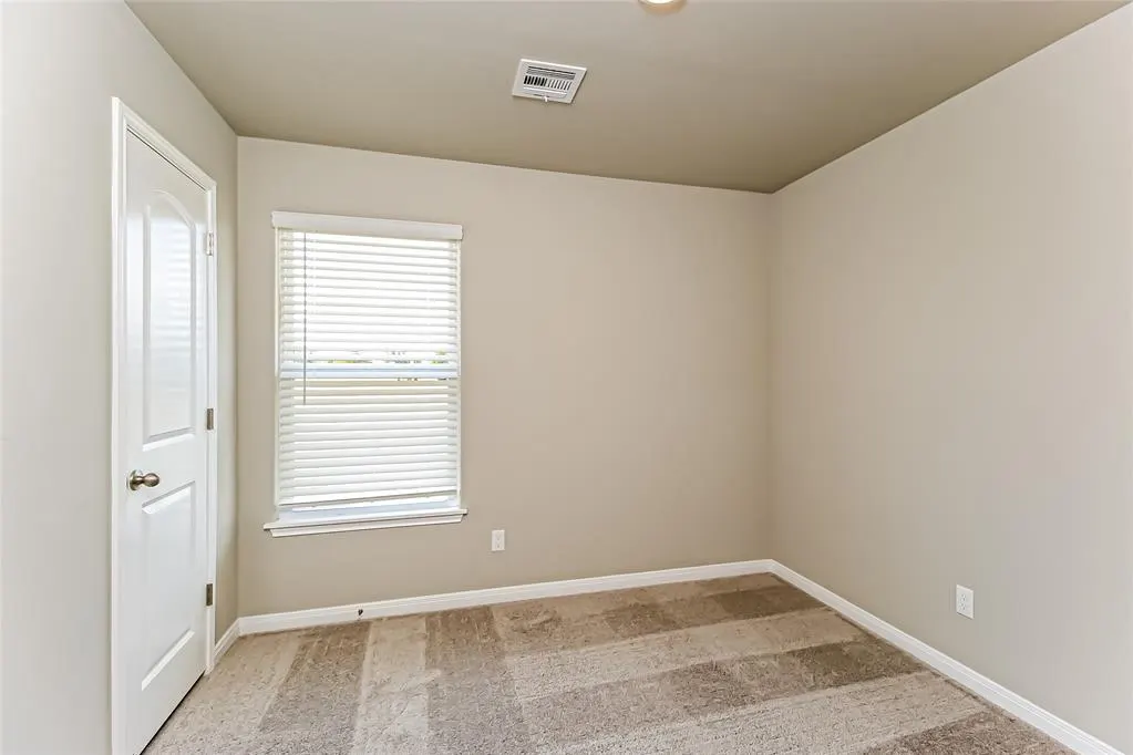 Photo 17 — 1601 Crimson Lake Boulevard, El Reno, OK 73036