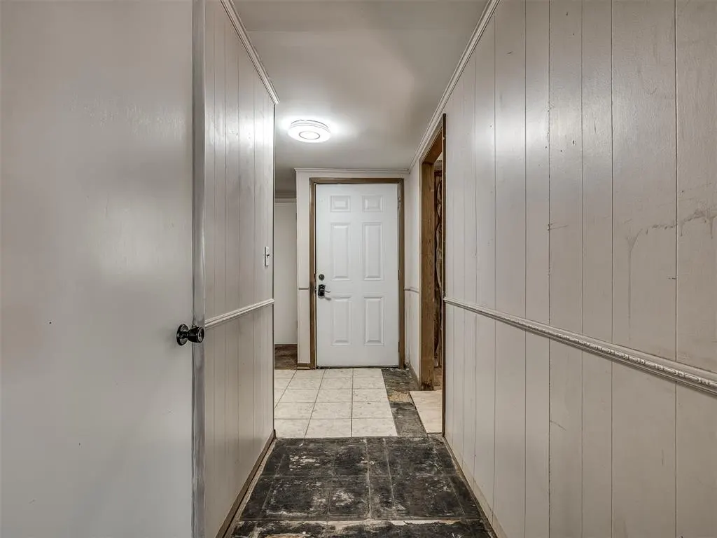 Photo 4 — 1025 W Fox Street, Tahlequah, OK 74464