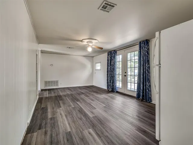 Photo 5 — 1025 W Fox Street, Tahlequah, OK 74464