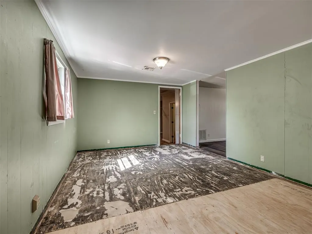 Photo 12 — 1025 W Fox Street, Tahlequah, OK 74464