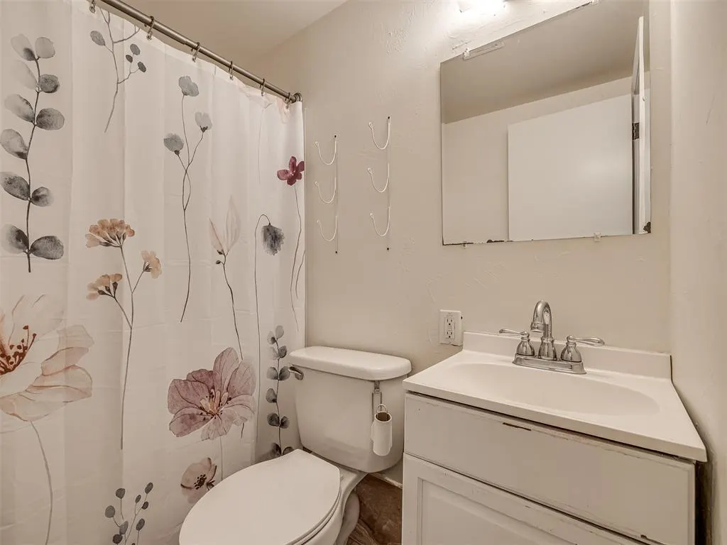 Photo 24 — 1025 W Fox Street, Tahlequah, OK 74464