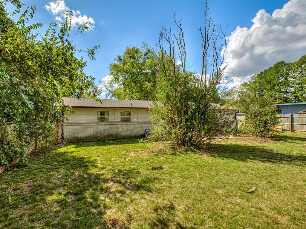 Photo 32 — 1025 W Fox Street, Tahlequah, OK 74464