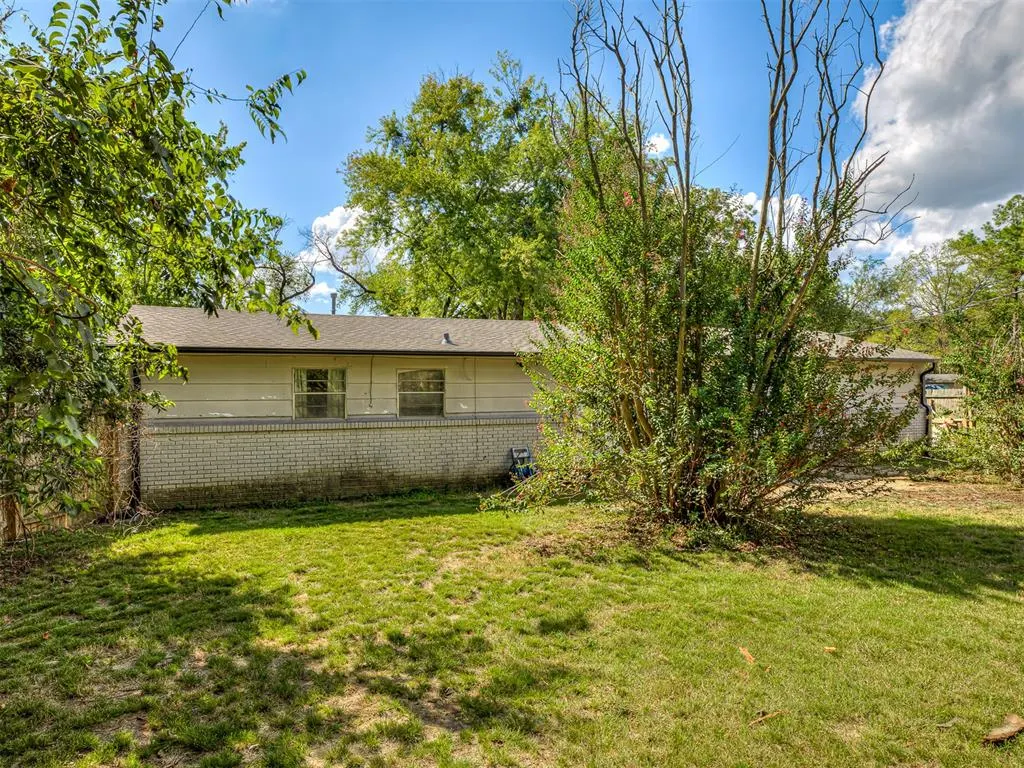 Photo 33 — 1025 W Fox Street, Tahlequah, OK 74464