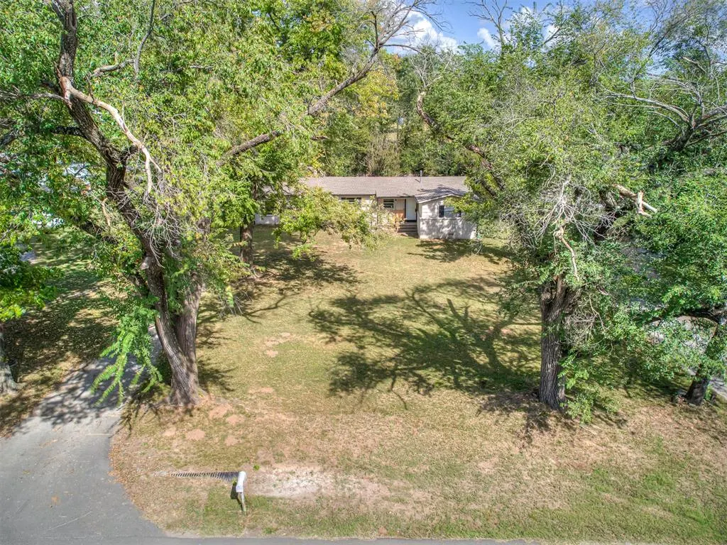 Photo 36 — 1025 W Fox Street, Tahlequah, OK 74464