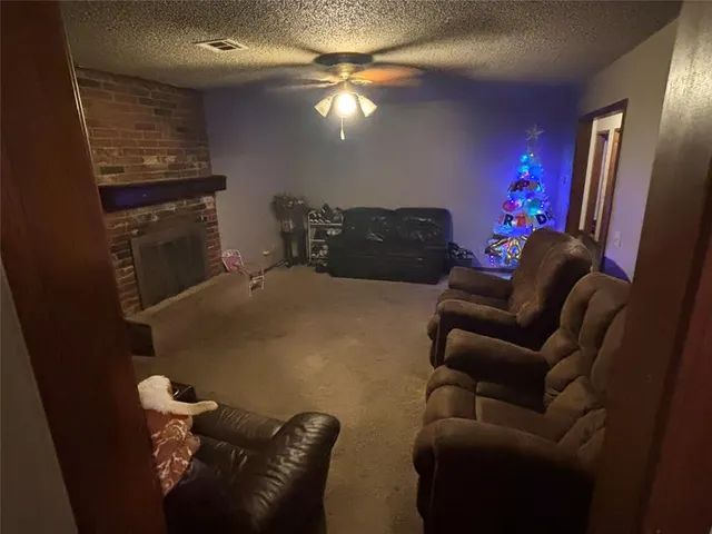 Photo 2 — 524 Skyview Drive, Watonga, OK 73772