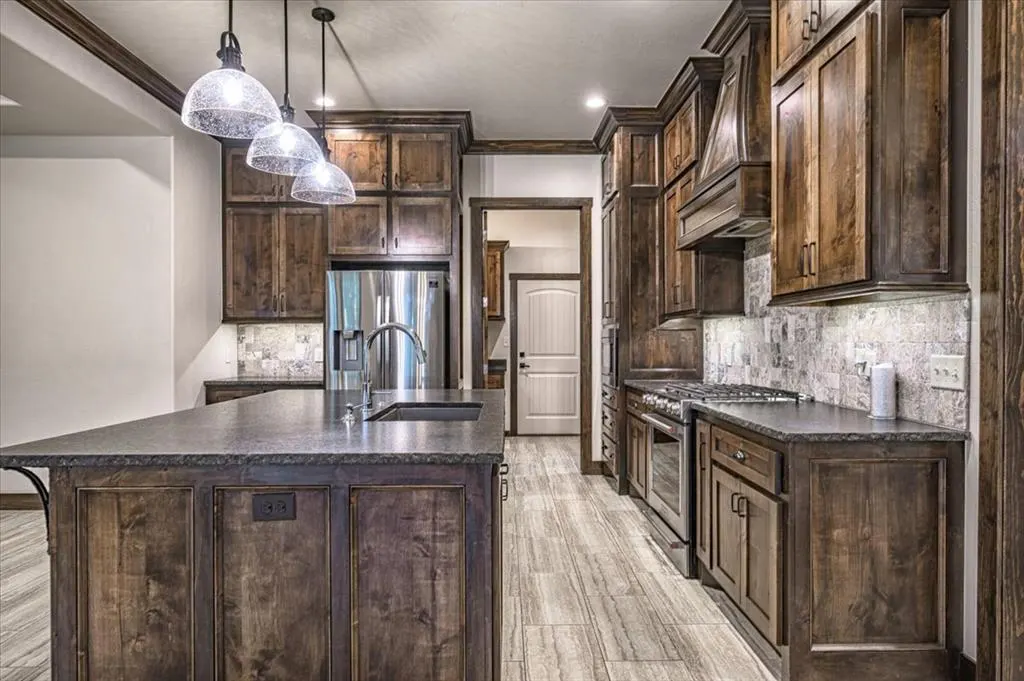 Photo 10 — 2016 NW 23 Street, Newcastle, OK 73065