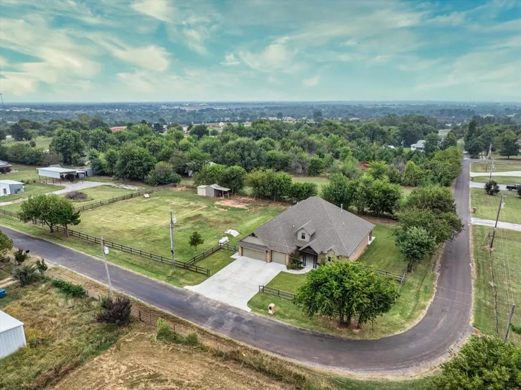 Photo 39 — 2016 NW 23 Street, Newcastle, OK 73065