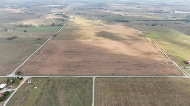 Photo 3 — 10110 OK 24 Highway, Maysville, OK 73057