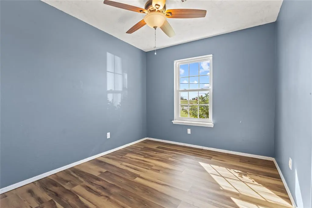 Photo 12 — 631 S 28th Street, Clinton, OK 73601