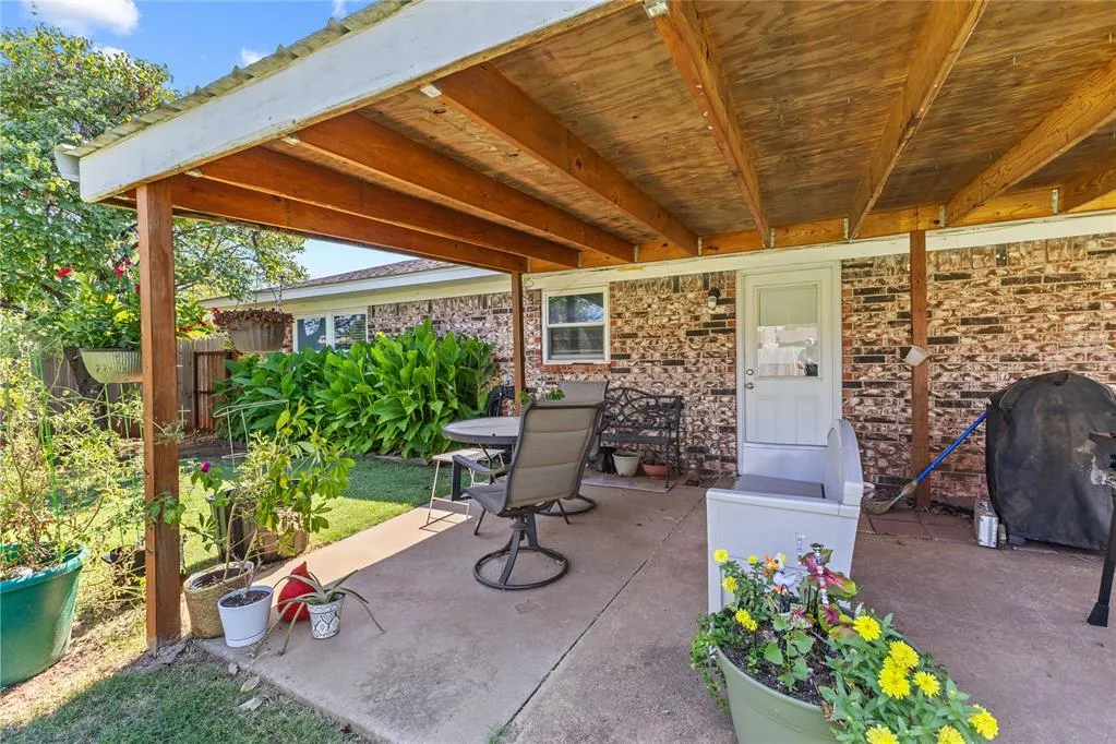 Photo 22 — 631 S 28th Street, Clinton, OK 73601