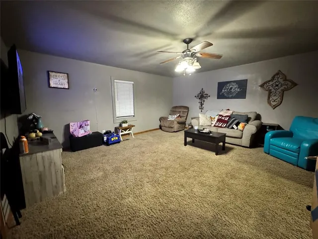 Photo 7 — 123 circle dr Circle, Sentinel, OK 73664