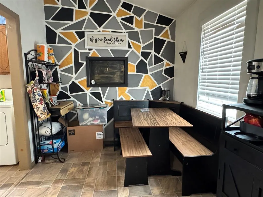 Photo 12 — 123 circle dr Circle, Sentinel, OK 73664
