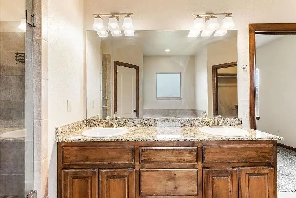 Photo 12 — 275 NE Happy Hollow Lane, Elgin, OK 73538