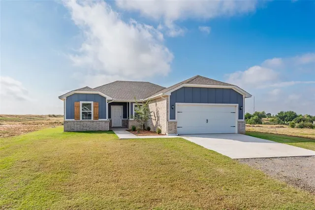 Front exterior — 8248 Bluestem Trail, El Reno, OK 73036