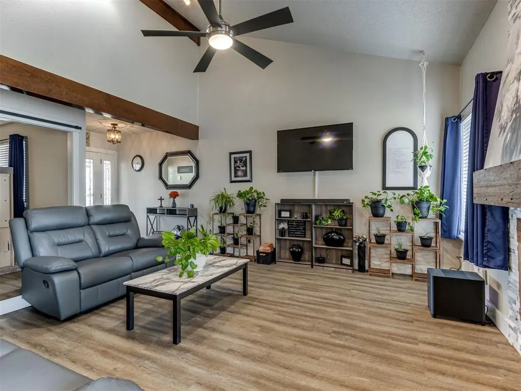 Photo 7 — 9816 Hefner Village Boulevard, Oklahoma City, OK 73162