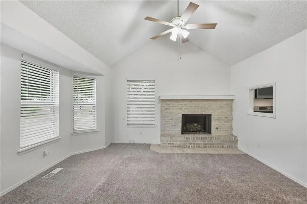 Photo 6 — 344 Abilene Avenue, Edmond, OK 73003