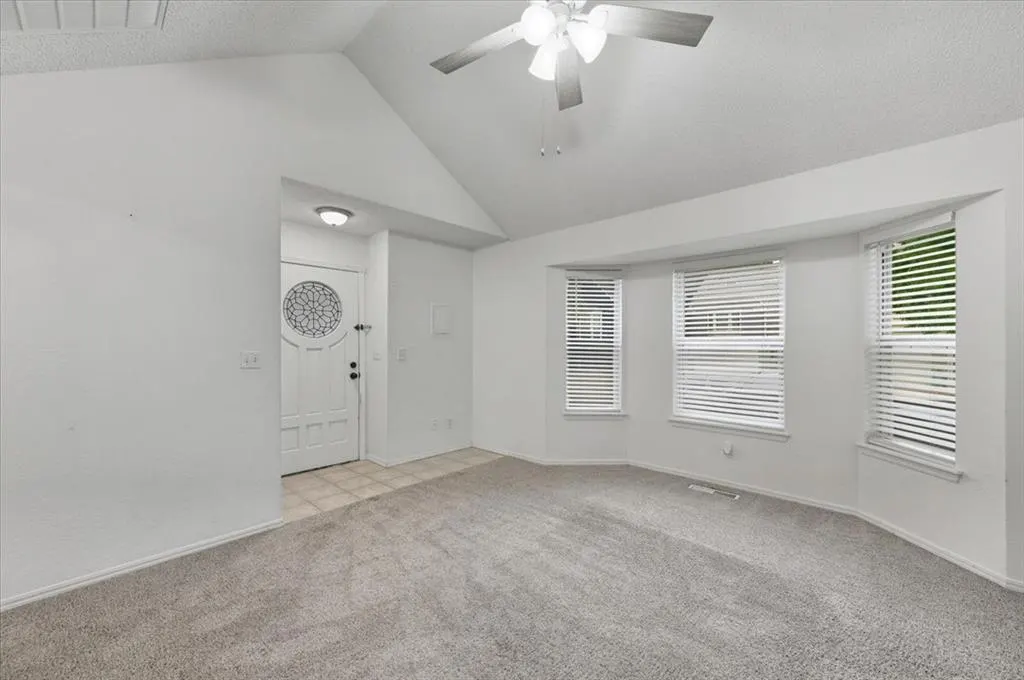 Photo 7 — 344 Abilene Avenue, Edmond, OK 73003