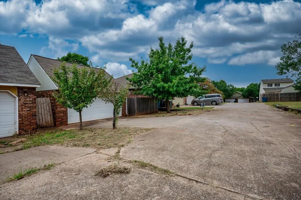 Photo 32 — 344 Abilene Avenue, Edmond, OK 73003