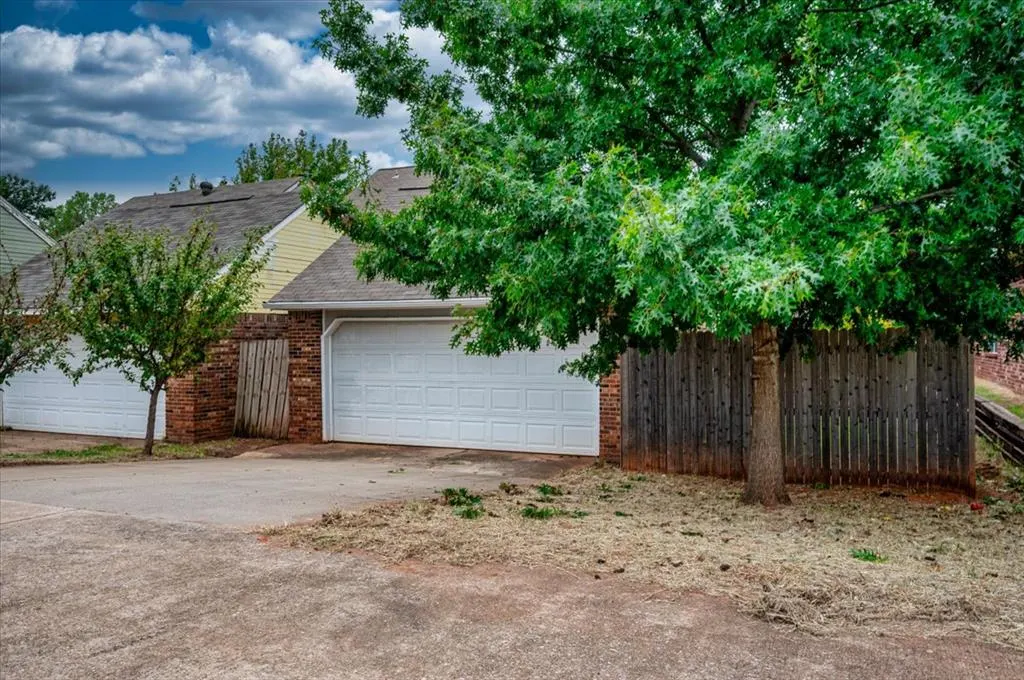Photo 31 — 344 Abilene Avenue, Edmond, OK 73003