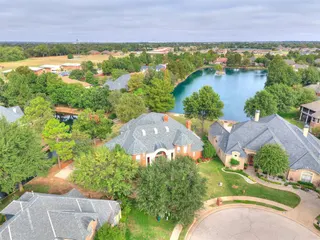 Sold home at 12505 Shire Lane