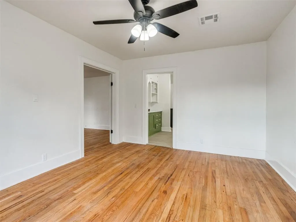 Photo 18 — 419 E Apache Street, Norman, OK 73071