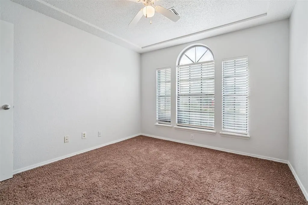Photo 17 — Address unavailable, Oklahoma City, OK 73135