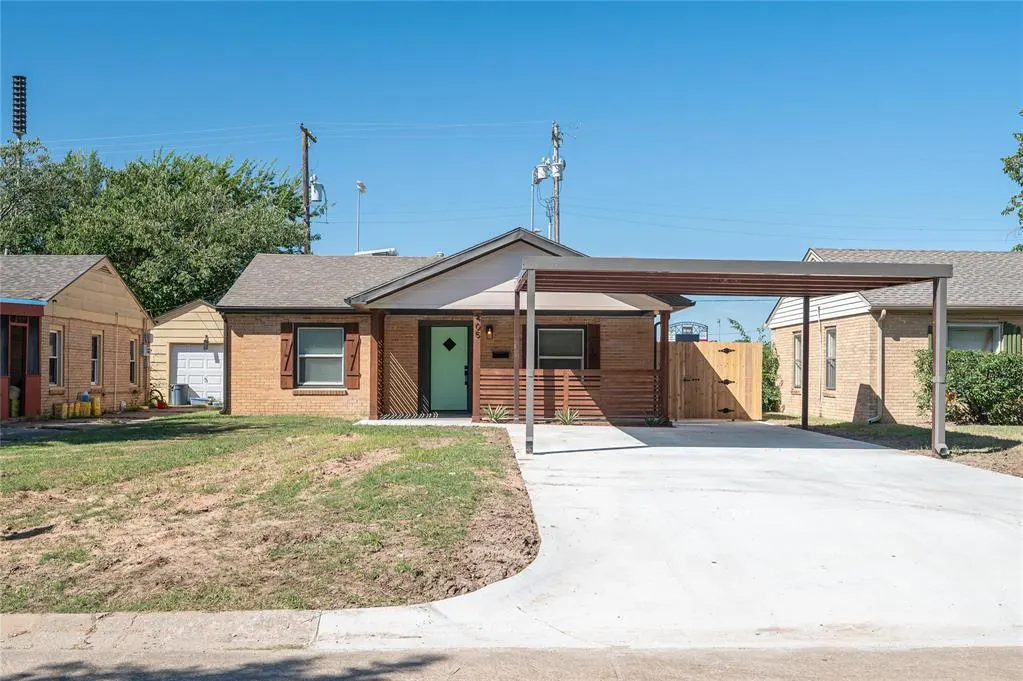 Front exterior — 405 N Base Avenue, Norman, OK 73069