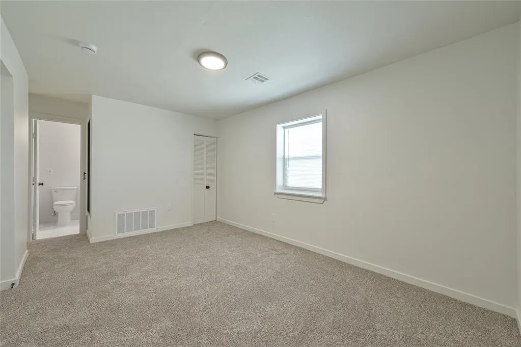 Photo 17 — 405 N Base Avenue, Norman, OK 73069