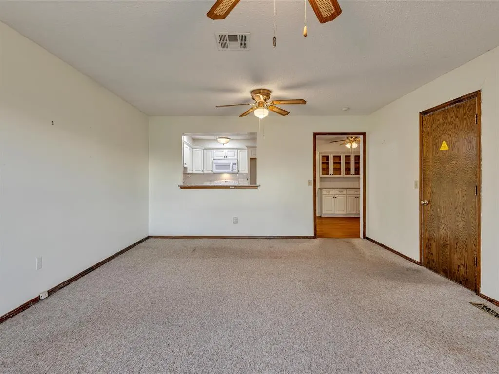 Photo 12 — 10021 Brookmill Court, Oklahoma City, OK 73159