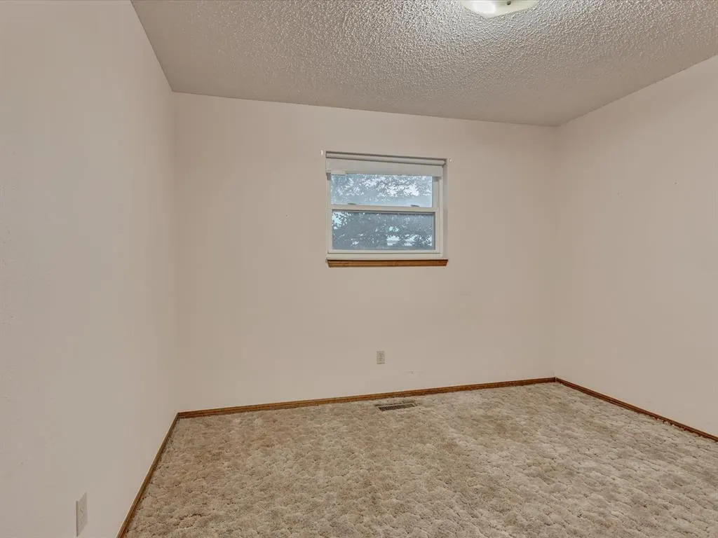 Photo 23 — 10021 Brookmill Court, Oklahoma City, OK 73159