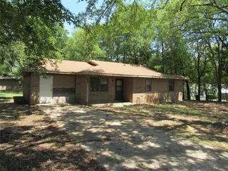 Sold home at 829 NE 2nd Avenue