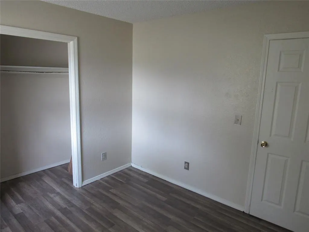 Photo 8 — 829 NE 2nd Avenue, Ardmore, OK 73401