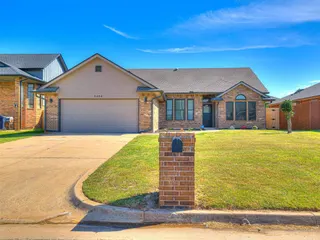 Sold home at 8404 Pinewood Drive