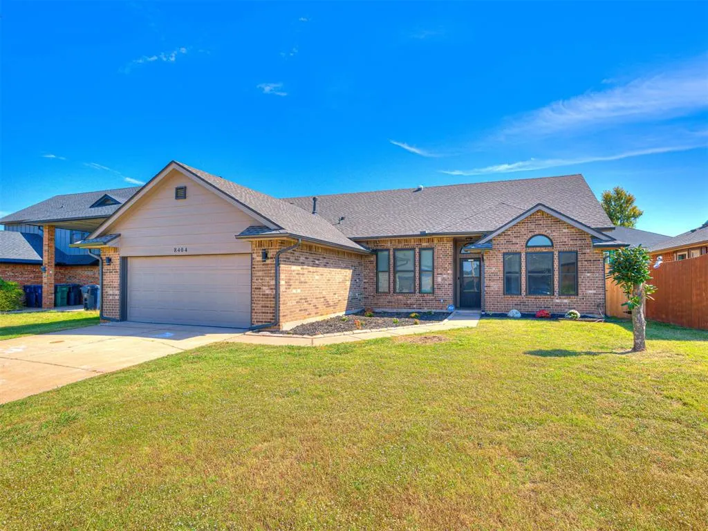 Photo 2 — 8404 Pinewood Drive, Oklahoma City, OK 73135