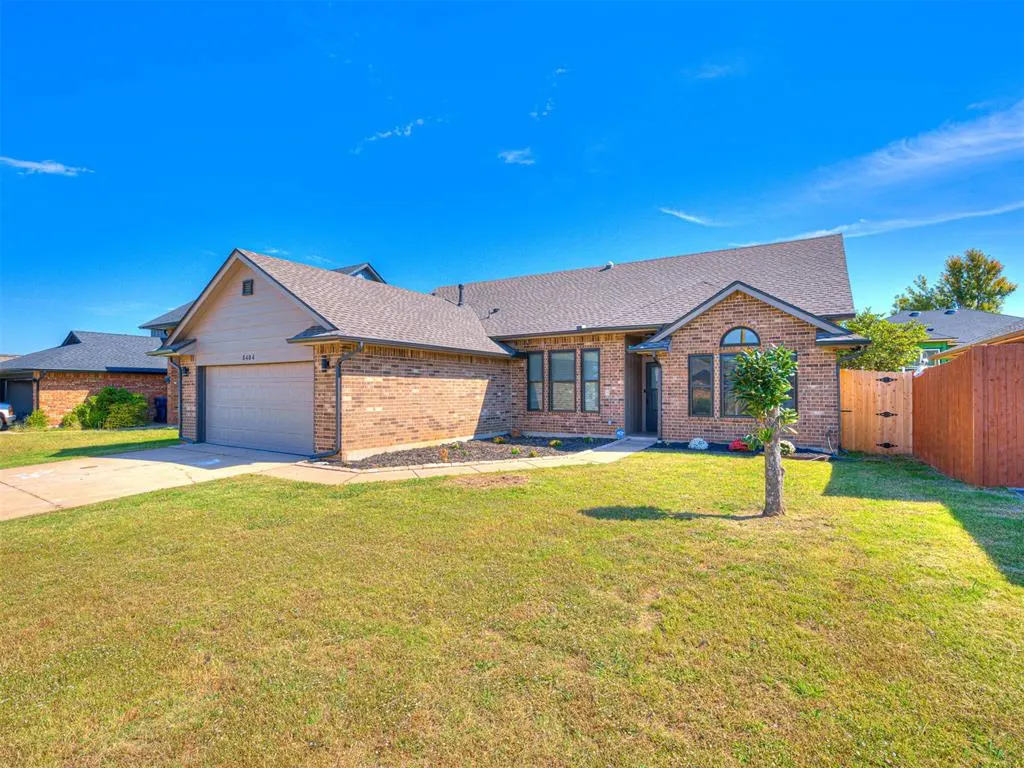 Photo 6 — 8404 Pinewood Drive, Oklahoma City, OK 73135