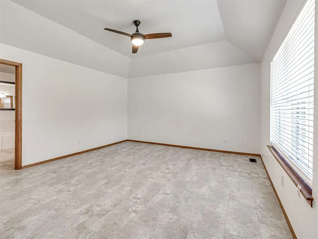 Photo 20 — 8404 Pinewood Drive, Oklahoma City, OK 73135