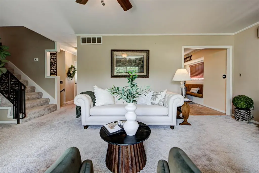 Photo 4 — 4404 NW 56th Terrace, Oklahoma City, OK 73112