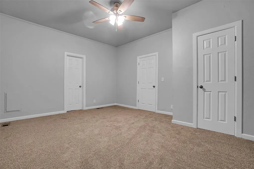 Photo 12 — 519 N West Street, Cordell, OK 73632