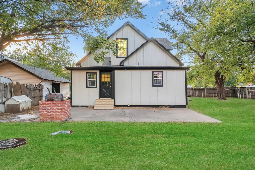Photo 27 — 519 N West Street, Cordell, OK 73632