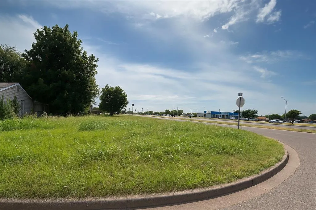 Front exterior — 054857452, Oklahoma City, OK 73118