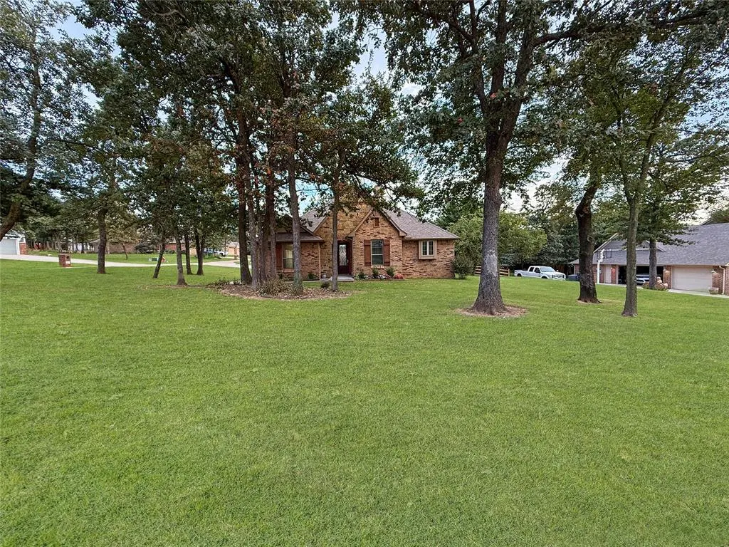 Front exterior — 3527 Bobcat Trail, Guthrie, OK 73044