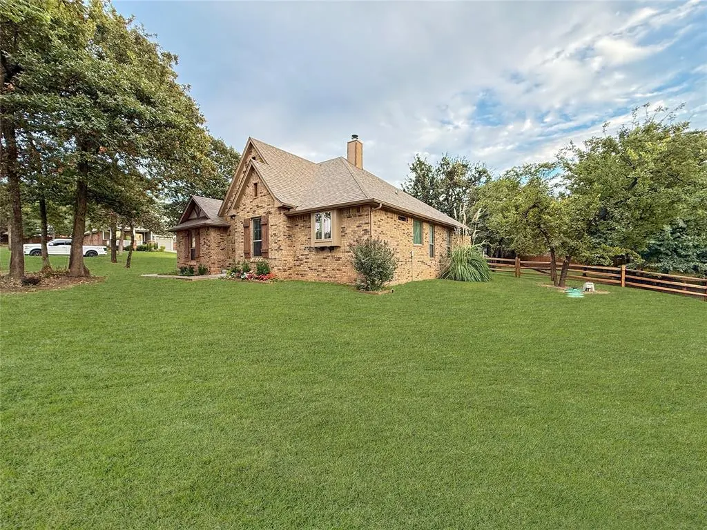 Photo 6 — 3527 Bobcat Trail, Guthrie, OK 73044