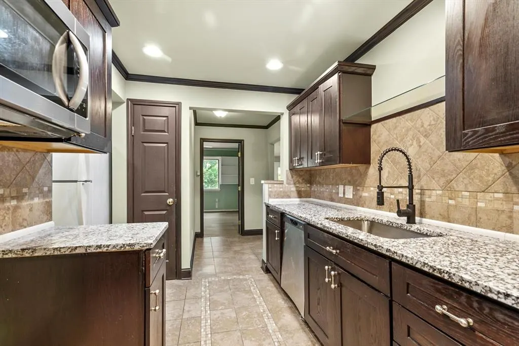 Photo 14 — 1435 S Marion Avenue, Tulsa, OK 74112