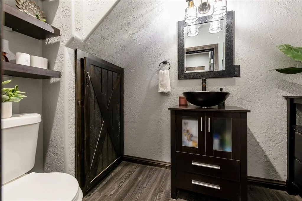 Photo 20 — 517 N Booth Avenue, Elk City, OK 73644