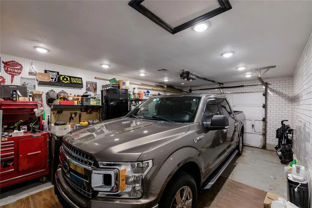 Photo 24 — 517 N Booth Avenue, Elk City, OK 73644