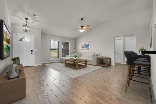 Photo 6 — 106 Mulberry Lane, Elk City, OK 73644