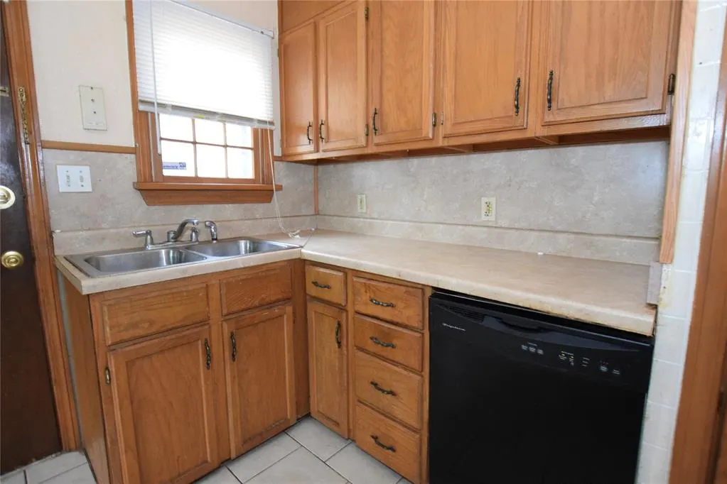 Photo 20 — 504 E Rickenbacker Drive, Midwest City, OK 73110