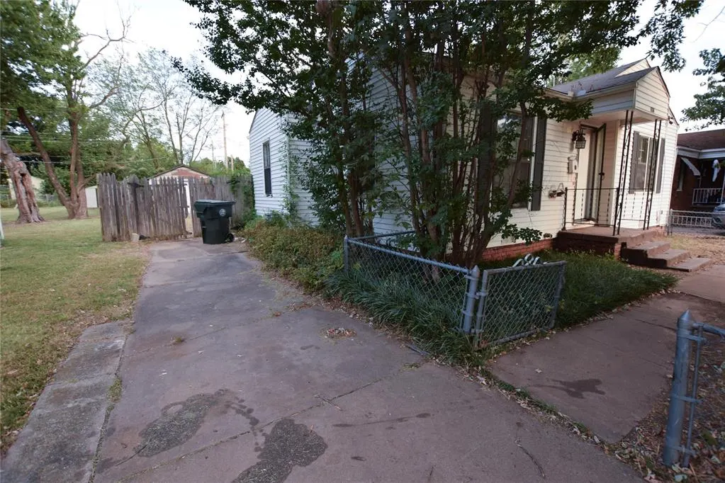 Photo 37 — 504 E Rickenbacker Drive, Midwest City, OK 73110