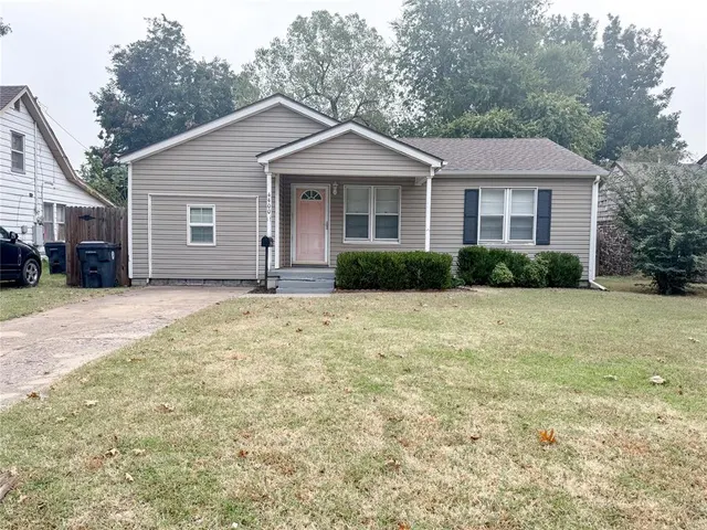 Photo 2 — 4400 N Wheeler Avenue, Bethany, OK 73008